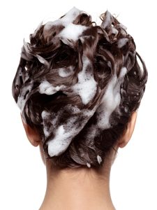 Prendersi cura dei capelli tutto l’anno con Indola Shampoo: una soluzione per ogni bisogno e problematica dei capelli tuoi e dei tuoi clienti